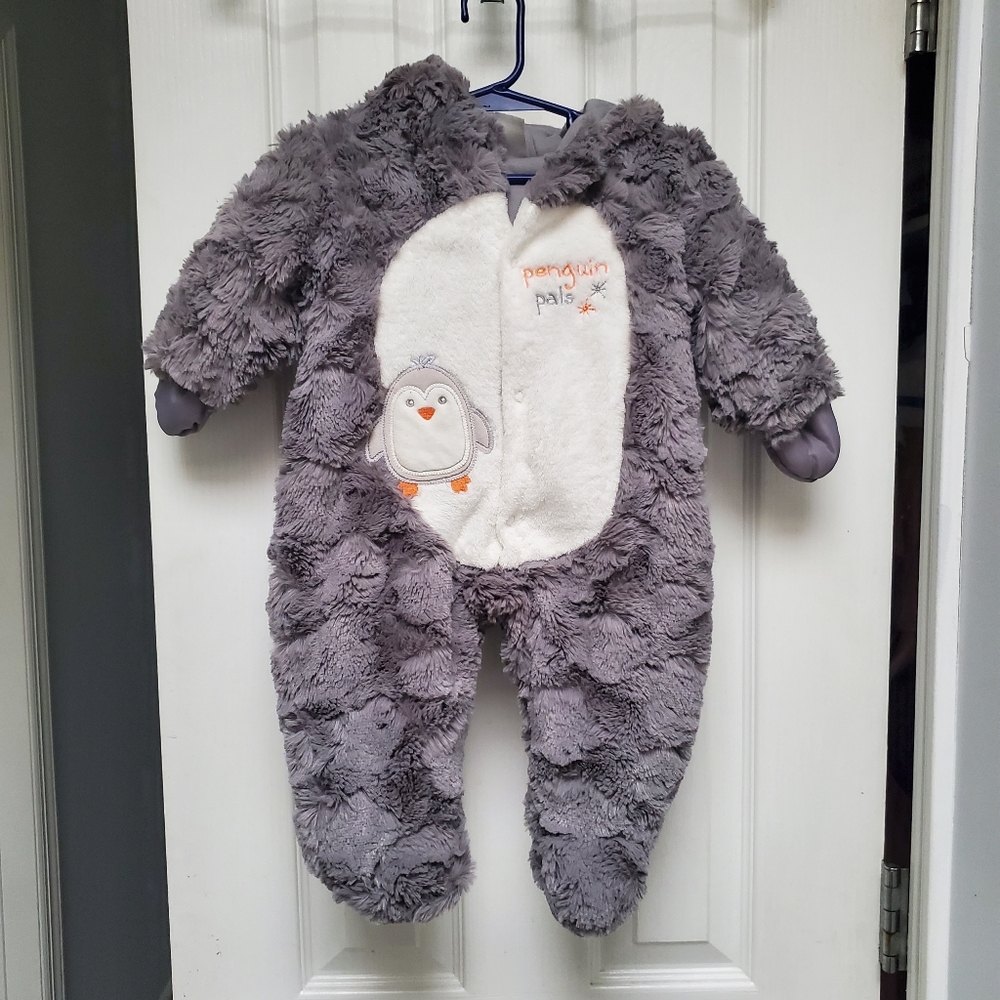 Penguin Pal Super soft Baby costume onesie - size 6 months